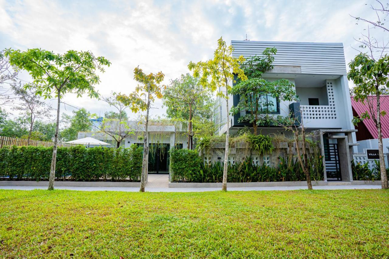 Rainforest Hotel By Nsun Kampot Exterior photo